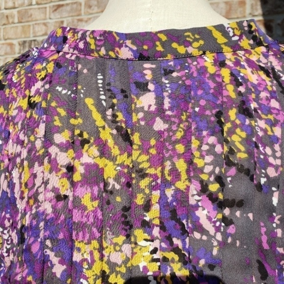 Parker Vibrant Pleated Button-Down Blouse Multi L - Picture 5 of 8